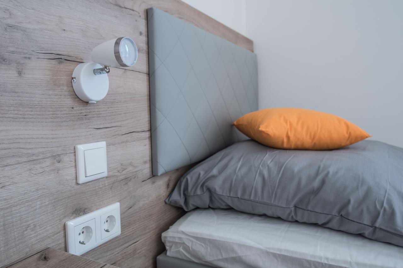 Firstsleep Boardinghouse Griesfeldstrasse Muenchenアパートホテル エクステリア 写真